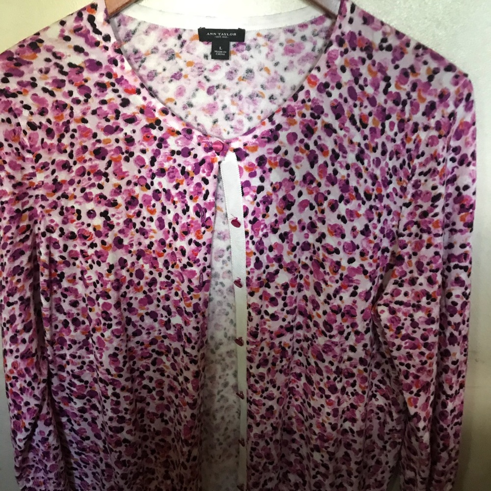 Any Taylor lightweight flowered short cardigan